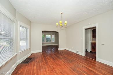 1556 Dille Rd, Euclid, OH 44117 - photo 6