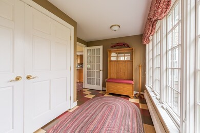 116 Middle St, Amherst, MA 01002 - photo 4