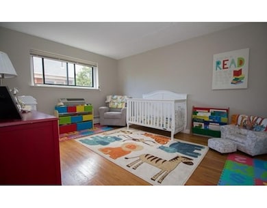 519 Washington St unit 14, Brookline, MA 02446 - photo 3