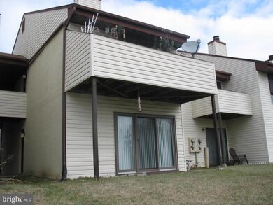 29 A 29-A E Daisy Ln unit A, Mount Laurel, NJ 08054 - photo 3