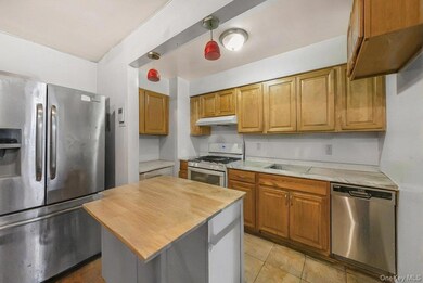 86-16 60th Ave unit 2B, Elmhurst, NY 11373 - photo 2