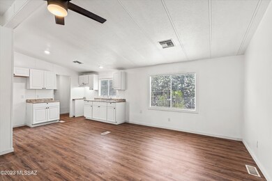 05-Living Area