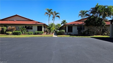 2060 Pine Isle Ln unit 2060, Naples, FL 34112 - photo 5