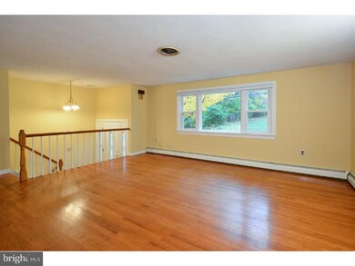 271 Stony Run Rd, Spring City, PA 19475 - photo 2