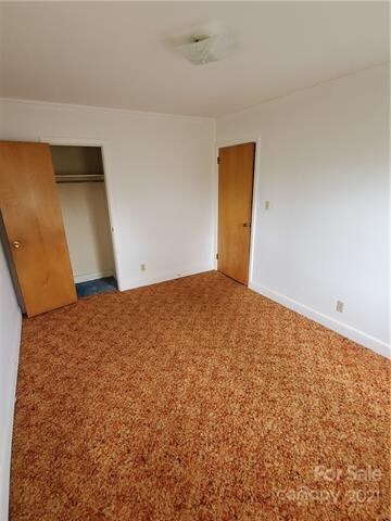 373 Brookview Rd, Statesville, NC 28625 - photo 5