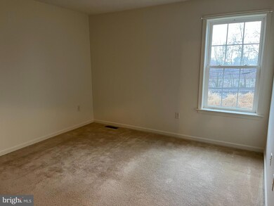 270 Locust St unit 6, New Holland, PA 17557 - photo 6