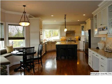 Gourmnet kitchen with bay window breakfast nook an