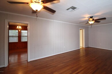 407 River Road Living room2