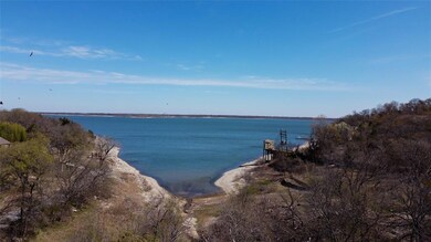 545 Lakeview Dr, Denison, TX 75020 - photo 3