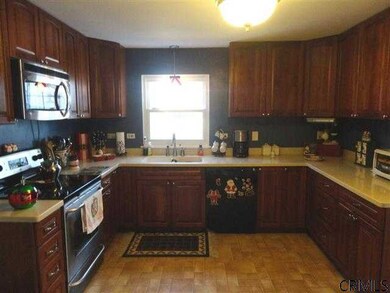 167 Rosemont St, Albany, NY 12206 - photo 6