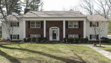 11 Graffunder Dr, Albany, NY 12204 - photo 2