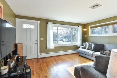 75 Flagg Ave, Warwick, RI 02886 - photo 2