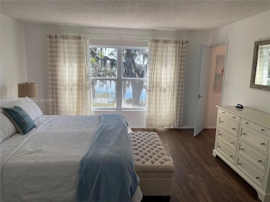 296 Lake Pearl Dr, Lake Placid, FL 33852 - photo 3