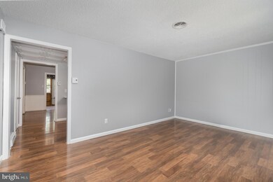 3584 Gregway Dr, Chambersburg, PA 17202 - photo 5