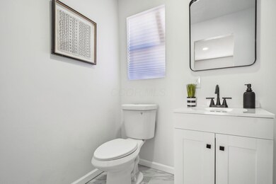 25-web-or-mls-176-n-wayne-ave