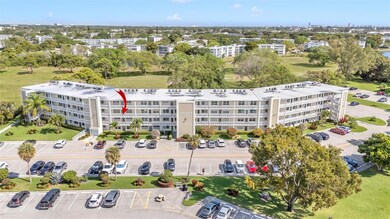 250 Grantham C unit 250, Deerfield Beach, FL 33442 - photo 6