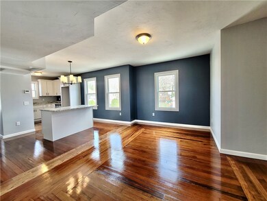 121 Lowden St unit 1, Pawtucket, RI 02860 - photo 4