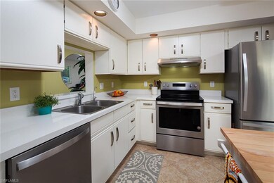 723 Neapolitan Way unit 723, Naples, FL 34103 - photo 4