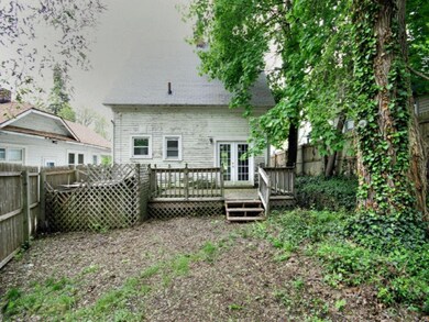 263-195156-back of home straight on
