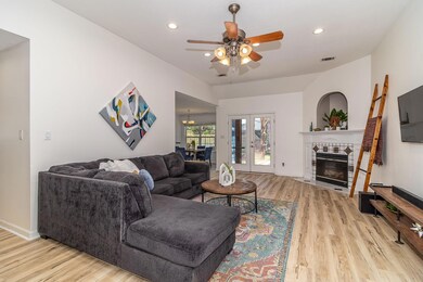 7-web-or-mls-2078 MAGNOLIA PKWY (c)--2