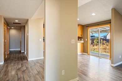 546 E A St, Culver, OR 97734 - photo 3