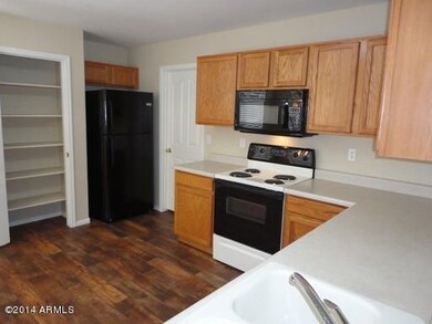 AZ446-140708Kitchen-1_medium