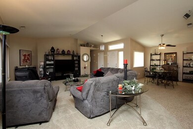 6440 E Inyo St, Fresno, CA 93727 - photo 6