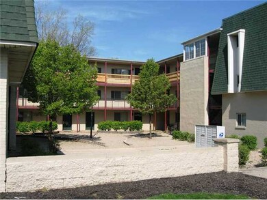 667 Brent Blvd, Columbus, OH 43228 - photo 5