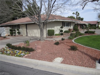 3644 Meadowcrest Dr, Las Vegas, NV 89121 - photo 3