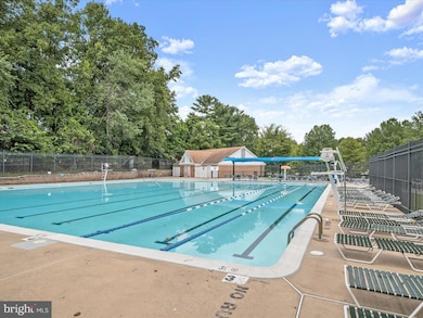 14909 Cleese Ct unit 12, Silver Spring, MD 20906 - photo 2