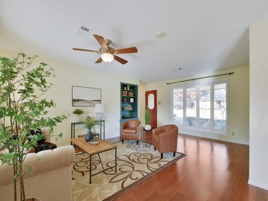 2022 Greenbriar Dr, Gainesville, TX 76240 - photo 7