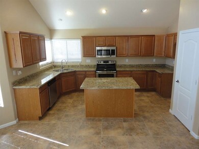 10909 E Decatur Cir, Mesa, AZ 85207 - photo 6