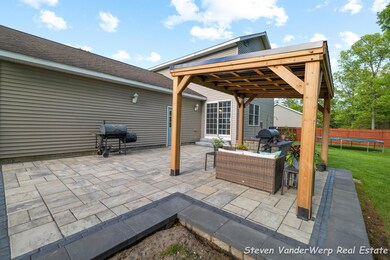 Farmer-Stevo-2567 Chippewa Trail-2025052
