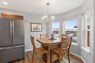 13HiddenCedarLoop diningroom