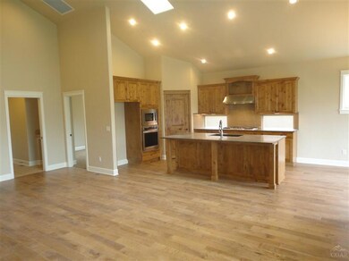 61155 Ambassador Dr, Bend, OR 97702 - photo 7