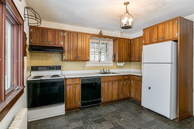 31 Bilodeau Ct, Burlington, VT 05401 - photo 5