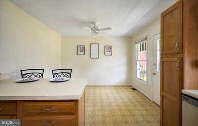 110 S 32nd St, Purcellville, VA 20132 - photo 6