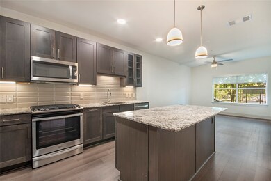 5607 Belmont Ave unit 122, Dallas, TX 75206 - photo 7