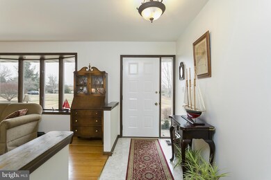 17208 Hunter Green Rd, Upperco, MD 21155 - photo 2