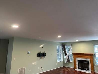 238 Vasser Dr unit 238, Piscataway, NJ 08854 - photo 5