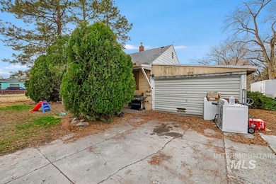 575 Sparks St N, Twin Falls, ID 83301 - photo 4