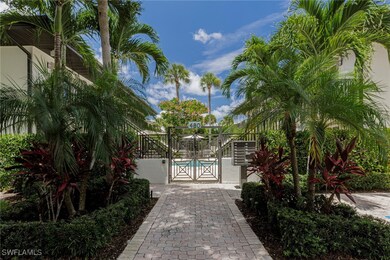 480 5th St S unit 102, Naples, FL 34102 - photo 2