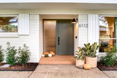 6112 Brandeis Ln, Dallas, TX 75214 - photo 2