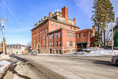 Holt Hall | 79 Bramhall St