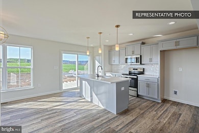 8104 Julian Dr, Bloomsburg, PA 17815 - photo 5