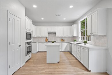 58 S Bethany Bend Cir, Spring, TX 77382 - photo 3