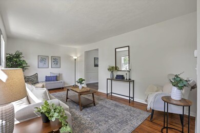 1736 Alpine Dr, Columbus, OH 43229 - photo 6