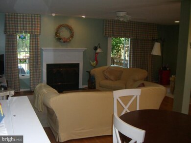 174 Spring Place Way, Annapolis, MD 21401 - photo 2