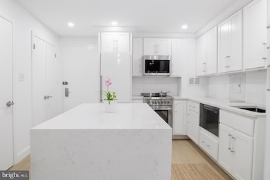 Webster House unit L18, Washington, DC 20036 - photo 5