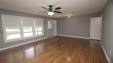 2006 Liberty St, Bonham, TX 75418 - photo 3